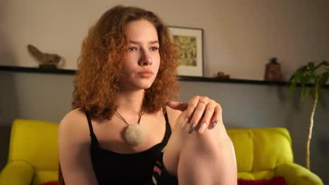 Snapshot of brunaeveritt chatting on 05-13-26, 03:09 Tess online show from 05-13-26, 03:09