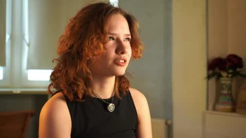 Snapshot of brunaeveritt chatting on 05-21-26, 02:13 Tess online show from 05-21-26, 02:13