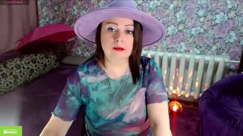 Snapshot of brunette7786 chatting on 04-26-26, 08:06 Julia online show from 04-26-26, 08:06