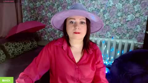 Snapshot of brunette7786 chatting on 05-05-26, 08:17 Julia online show from 05-05-26, 08:17