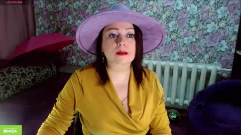 Snapshot of brunette7786 chatting on 05-09-26, 08:36 Julia online show from 05-09-26, 08:36