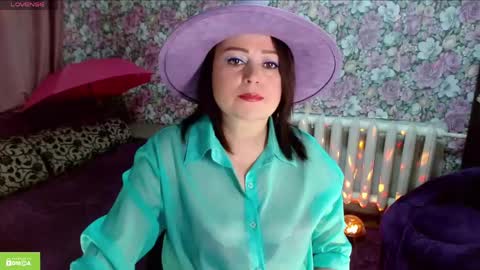 Snapshot of brunette7786 chatting on 06-05-26, 09:20 Julia online show from 06-05-26, 09:20