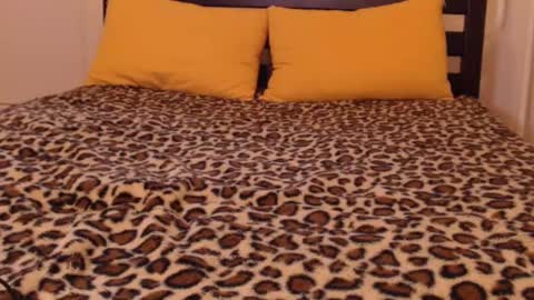 Ellis online show from 02-07-25, 06:24