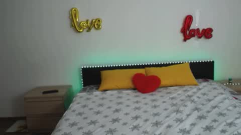 Ellis online show from 02-17-25, 02:59