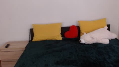 Snapshot of brunettgirl_ chatting on 02-26-26, 06:12 Ellis online show from 02-26-26, 06:12