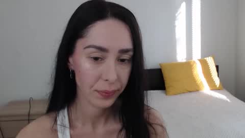 Snapshot of brunettgirl_ chatting on 03-09-26, 07:01 Ellis online show from 03-09-26, 07:01