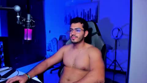 Snapshot of bruno_diaz31 chatting on 11-18-25, 03:34 Bruno online show from 11-18-25, 03:34