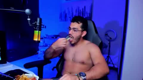 Snapshot of bruno_diaz31 chatting on 05-11-26, 03:45 Bruno online show from 05-11-26, 03:45