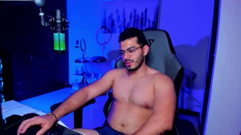 Snapshot of bruno_diaz31 chatting on 05-20-26, 03:24 Bruno online show from 05-20-26, 03:24