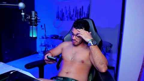 Snapshot of bruno_diaz31 chatting on 05-23-26, 05:23 Bruno online show from 05-23-26, 05:23