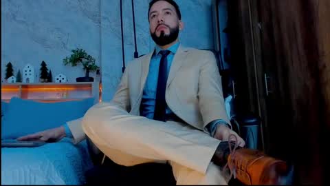 Snapshot of bruno_woods chatting on 12-11-24, 02:00 Andres Suarez online show from 12-11-24, 02:00