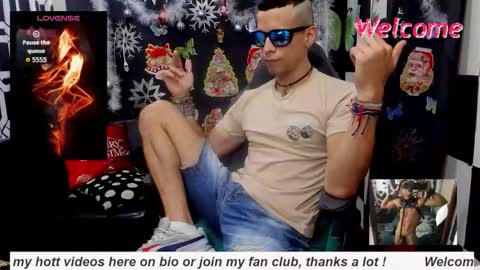 Join my fan club here 150 tokens a month online show from 11-22-25, 06:51