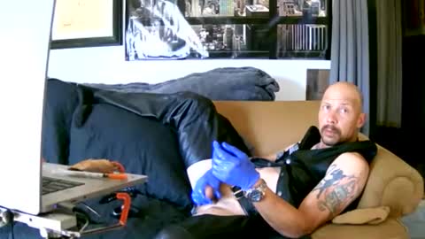 Snapshot of brutal3anddone chatting on 02-17-26, 06:36 brutal3anddone online show from 02-17-26, 06:36