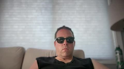 Snapshot of brwrhc87 chatting on 07-12-26, 03:58 brwrhc87 online show from 07-12-26, 03:58