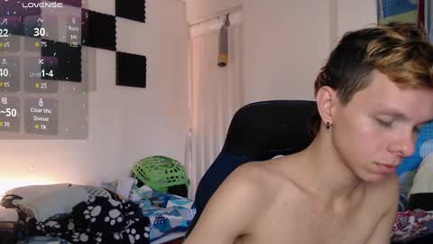 Snapshot of bryamado chatting on 01-25-25, 08:10 bryamado online show from 01-25-25, 08:10