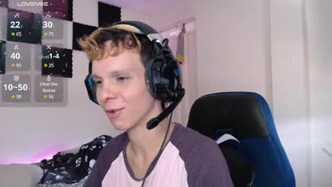 Snapshot of bryamado chatting on 02-05-25, 07:31 bryamado online show from 02-05-25, 07:31