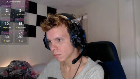 Snapshot of bryamado chatting on 02-17-25, 08:15 bryamado online show from 02-17-25, 08:15