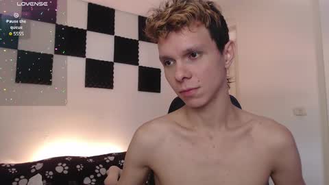 Snapshot of bryamado chatting on 02-20-25, 05:40 bryamado online show from 02-20-25, 05:40