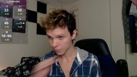 Snapshot of bryamado chatting on 03-08-25, 02:45 bryamado online show from 03-08-25, 02:45