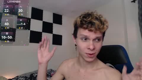 Snapshot of bryamado chatting on 03-08-25, 08:14 bryamado online show from 03-08-25, 08:14