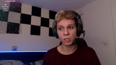 Snapshot of bryamado chatting on 09-16-25, 03:07 bryamado online show from 09-16-25, 03:07