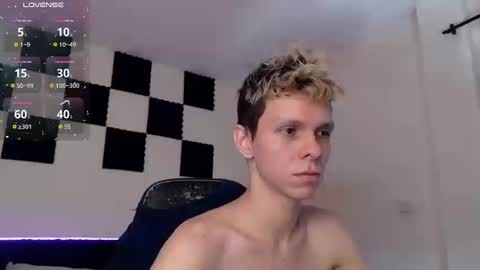 Snapshot of bryamado chatting on 09-25-25, 03:49 bryamado online show from 09-25-25, 03:49