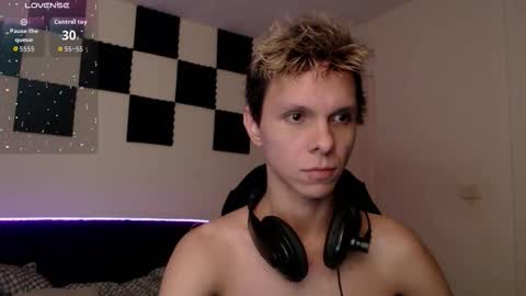 Snapshot of bryamado chatting on 10-05-25, 07:28 bryamado online show from 10-05-25, 07:28