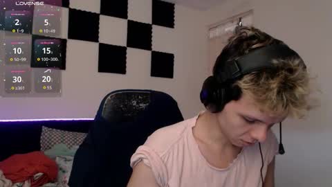 Snapshot of bryamado chatting on 10-05-25, 07:45 bryamado online show from 10-05-25, 07:45