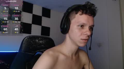 Snapshot of bryamado chatting on 11-05-25, 11:49 bryamado online show from 11-05-25, 11:49