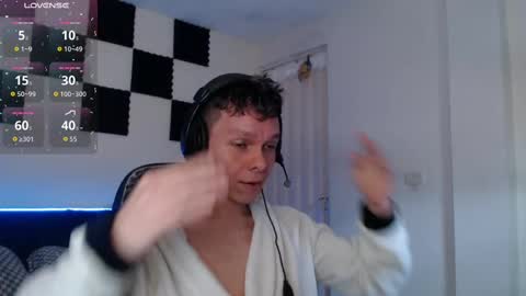 Snapshot of bryamado chatting on 11-06-25, 11:55 bryamado online show from 11-06-25, 11:55