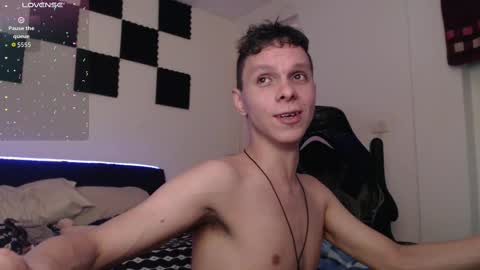 Snapshot of bryamado chatting on 11-10-25, 04:39 bryamado online show from 11-10-25, 04:39