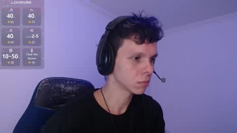 Snapshot of bryamado chatting on 12-14-25, 05:51 bryamado online show from 12-14-25, 05:51