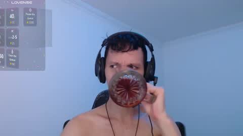 Snapshot of bryamado chatting on 12-16-25, 06:51 bryamado online show from 12-16-25, 06:51