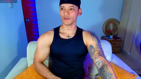 Snapshot of bryan_boy_ chatting on 06-19-26, 02:16 bryan online show from 06-19-26, 02:16