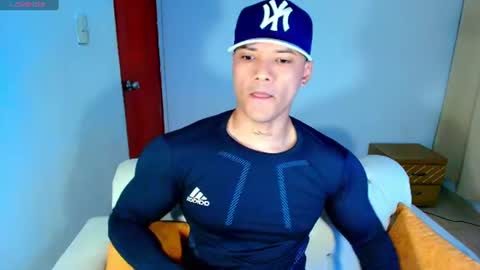Snapshot of bryan_boy_ chatting on 07-29-26, 01:59 bryan online show from 07-29-26, 01:59