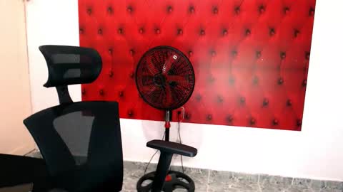 Branyt online show from 11-25-25, 03:17