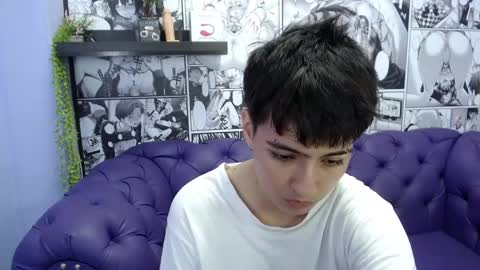 Snapshot of bryce_evans chatting on 12-19-24, 09:06 B R Y C E  online show from 12-19-24, 09:06