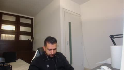 BryceReign online show from 04-21-26, 04:30