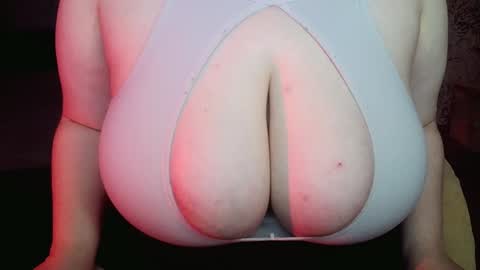 Snapshot of bubble_bambam chatting on 02-06-25, 08:02 Nancy 3 online show from 02-06-25, 08:02