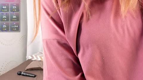 Snapshot of bubblebbb chatting on 12-28-24, 04:08 Sabrina online show from 12-28-24, 04:08