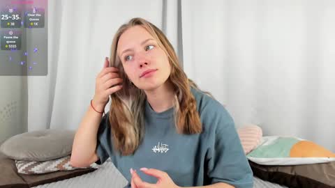 Snapshot of bubblebbb chatting on 02-02-25, 04:05 Sabrina online show from 02-02-25, 04:05