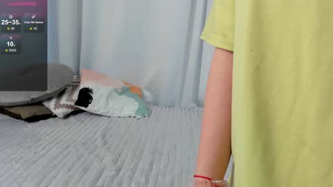 Snapshot of bubblebbb chatting on 02-06-25, 04:10 Sabrina online show from 02-06-25, 04:10