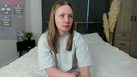 Snapshot of bubblebbb chatting on 03-01-25, 04:15 Sabrina online show from 03-01-25, 04:15