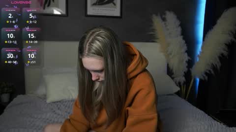 Snapshot of bubblebbb chatting on 10-02-25, 04:08 Sabrina online show from 10-02-25, 04:08