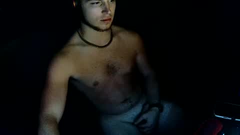 Snapshot of bubblebuttbdn chatting on 01-28-25, 07:32 BubblebuttBdn online show from 01-28-25, 07:32