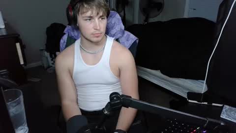 Snapshot of bubblebuttbdn chatting on 09-27-25, 01:54 BubblebuttBdn online show from 09-27-25, 01:54