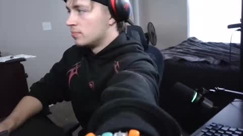 Snapshot of bubblebuttbdn chatting on 10-12-25, 09:03 BubblebuttBdn online show from 10-12-25, 09:03