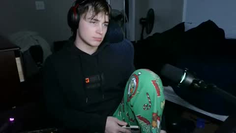 Snapshot of bubblebuttbdn chatting on 12-01-25, 12:26 BubblebuttBdn online show from 12-01-25, 12:26