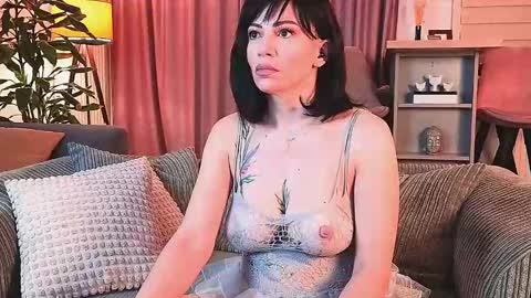 Snapshot of bubblecum4 chatting on 02-02-25, 03:49 MayaCroft online show from 02-02-25, 03:49