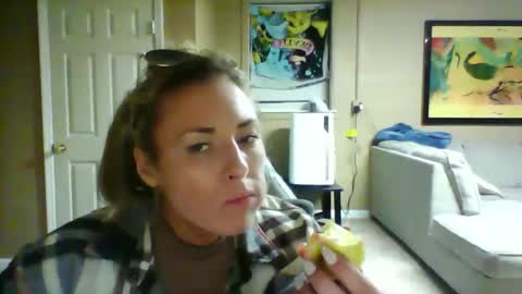 Snapshot of bubblesxxx615xxx601 chatting on 03-26-26, 02:50 bubbles online show from 03-26-26, 02:50